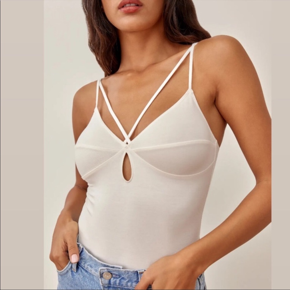 🆕 Reformation Tehmina Keyhole Tank